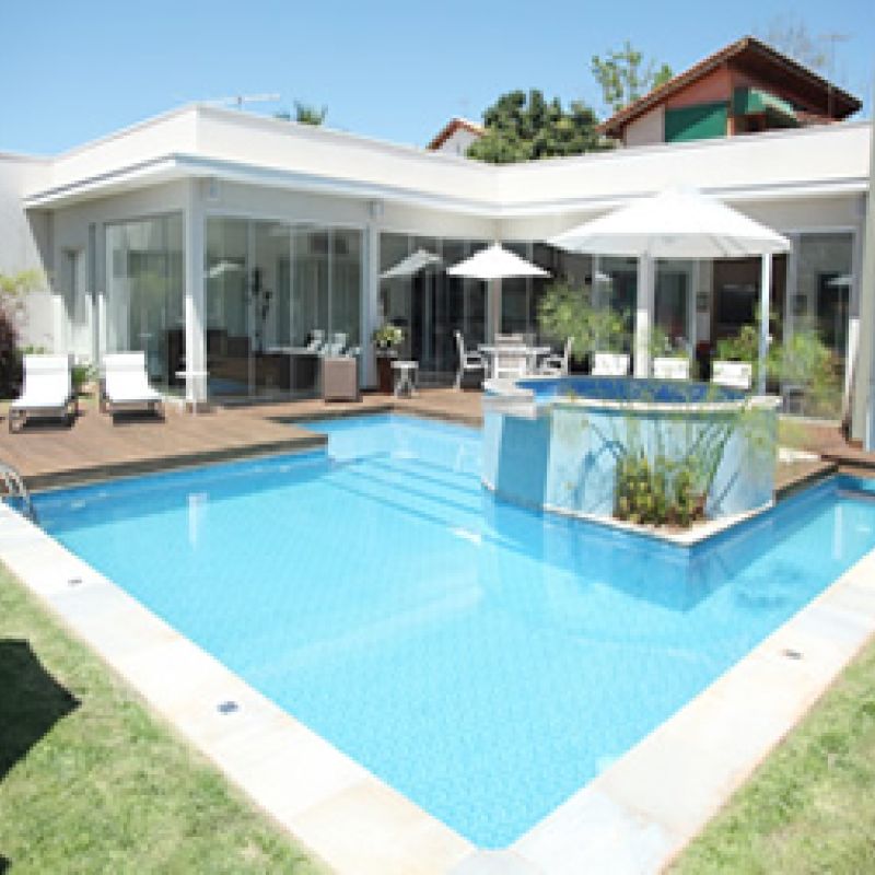 Piscina com Bar molhado